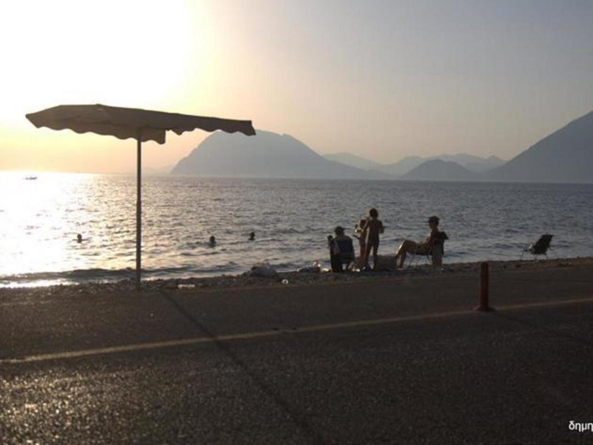 Mare - Mare B Hotell Patras Exteriör bild